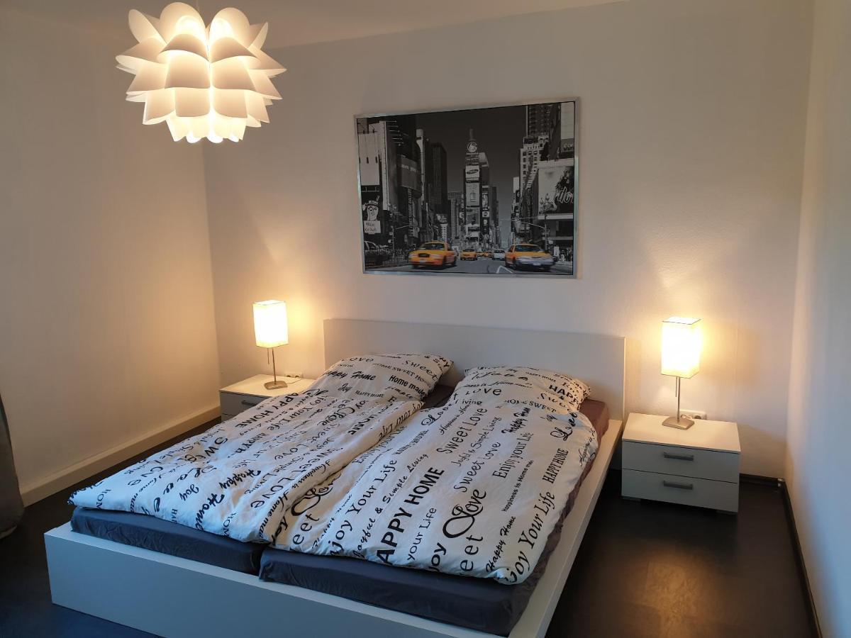 Andinas Ferienwohnung In Ruhiger Lage Direkt Am Wald Wilnsdorf Luaran gambar